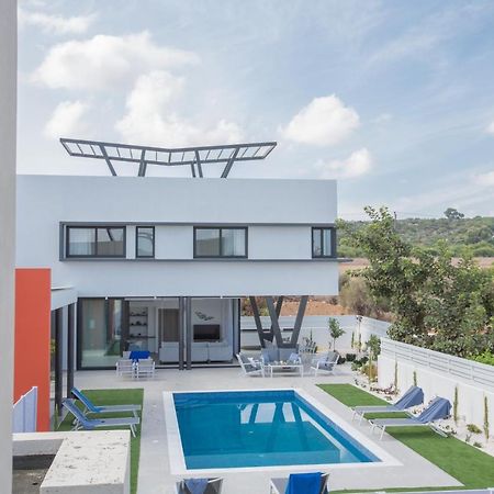 Colour Residences Протарас Екстериор снимка
