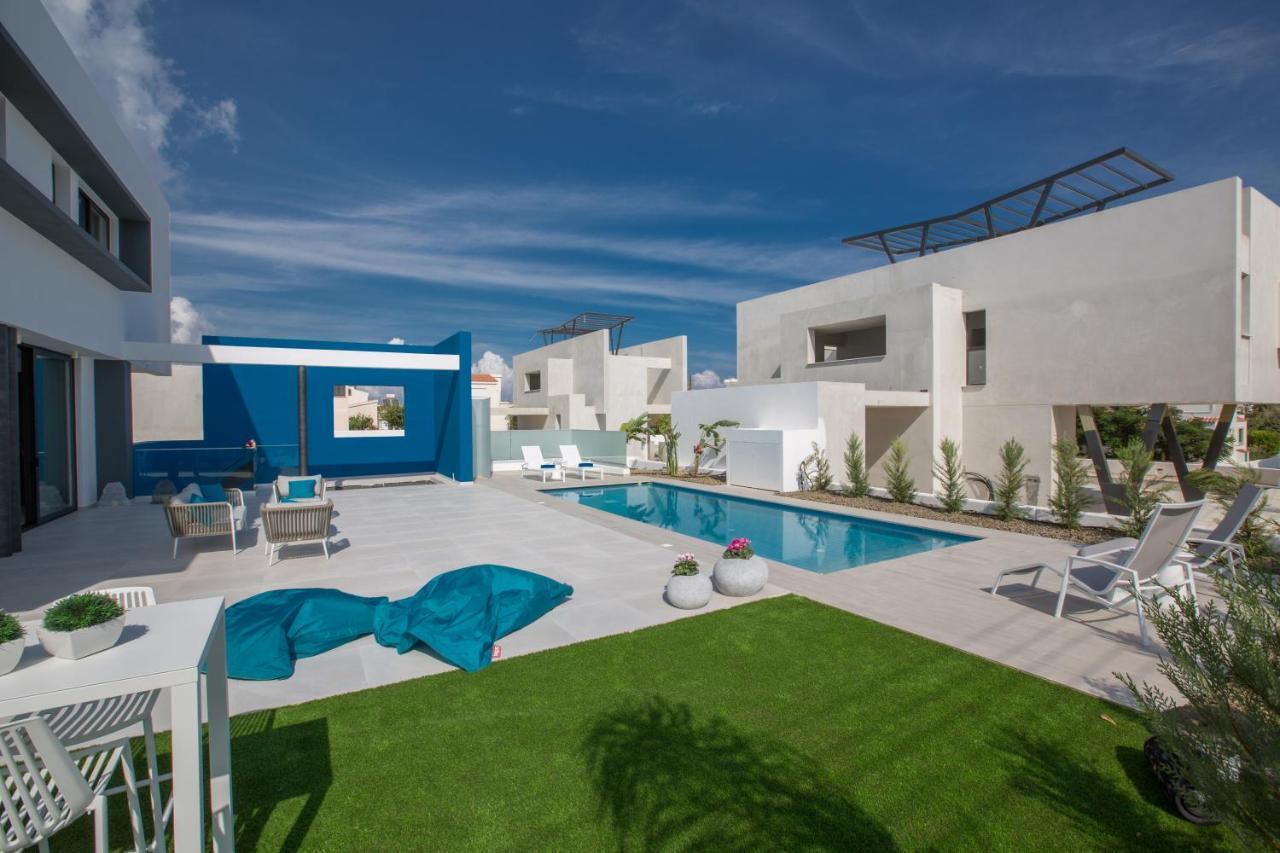 Colour Residences Протарас Екстериор снимка