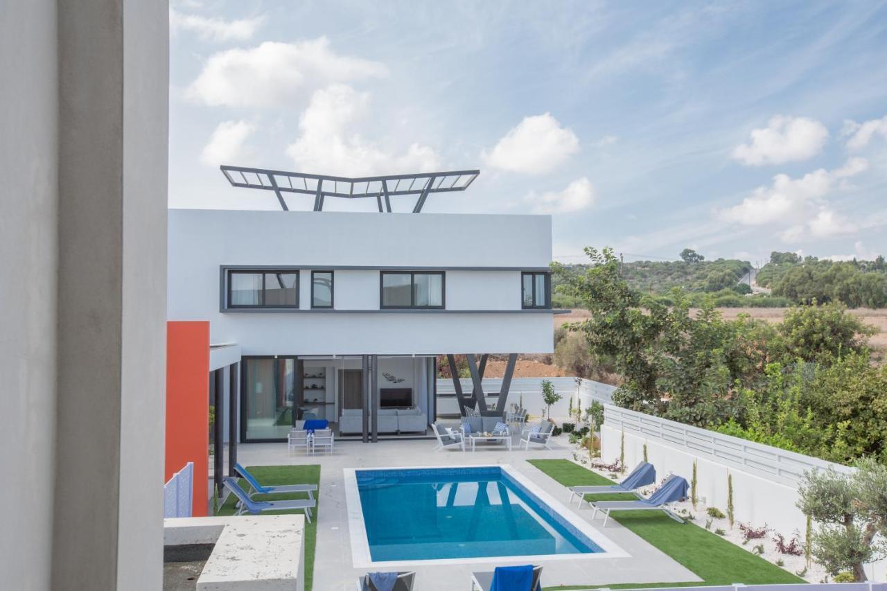 Colour Residences Протарас Екстериор снимка