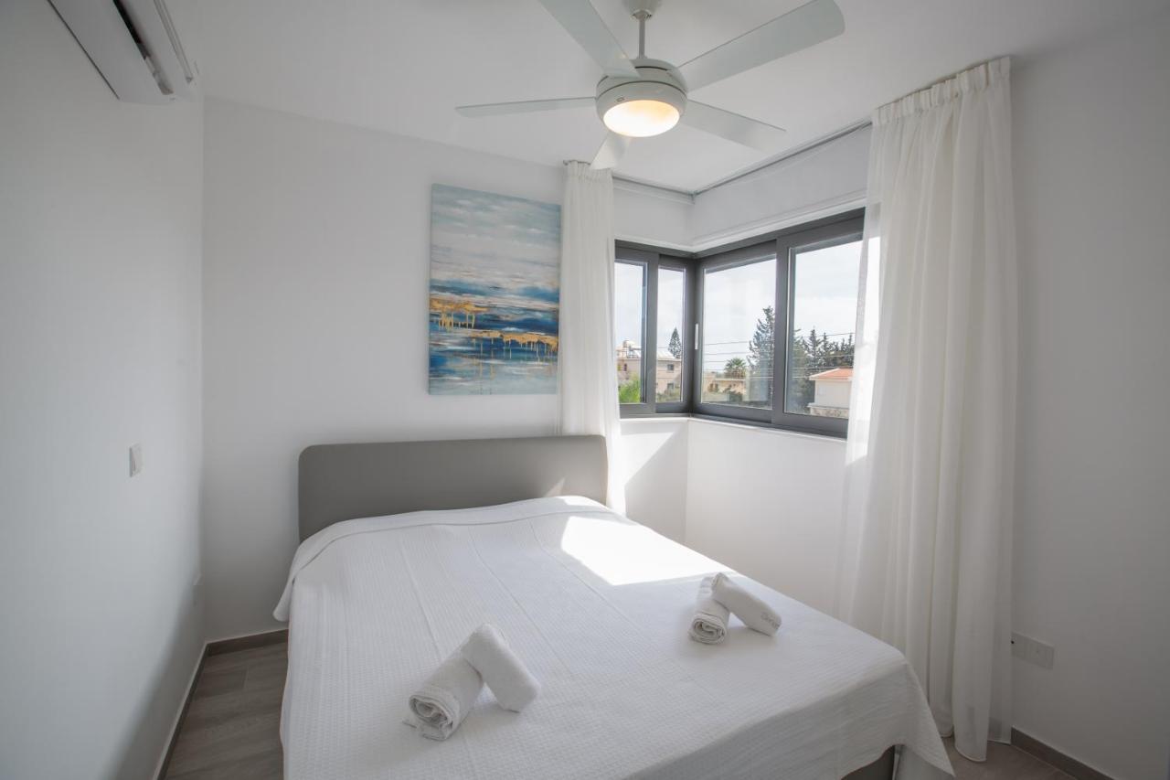 Colour Residences Протарас Екстериор снимка